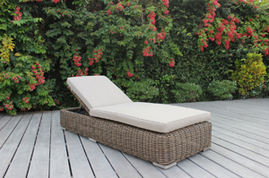 belvedere chaise lounge – linen champagne