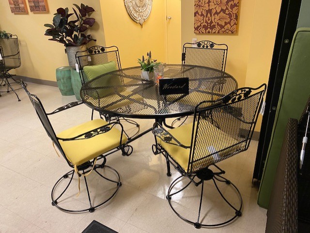 briarwood seating product image