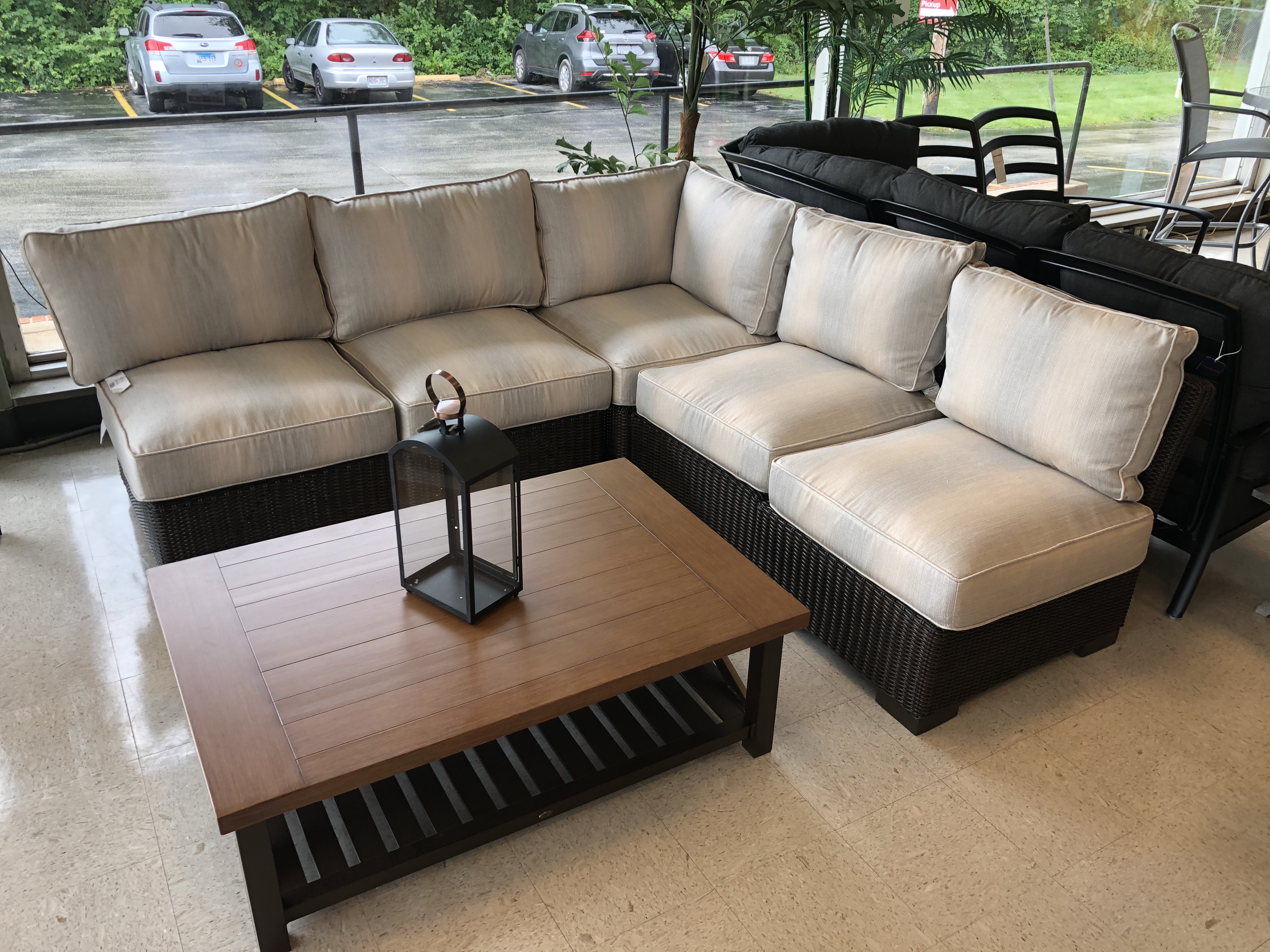 club woven sectional product image