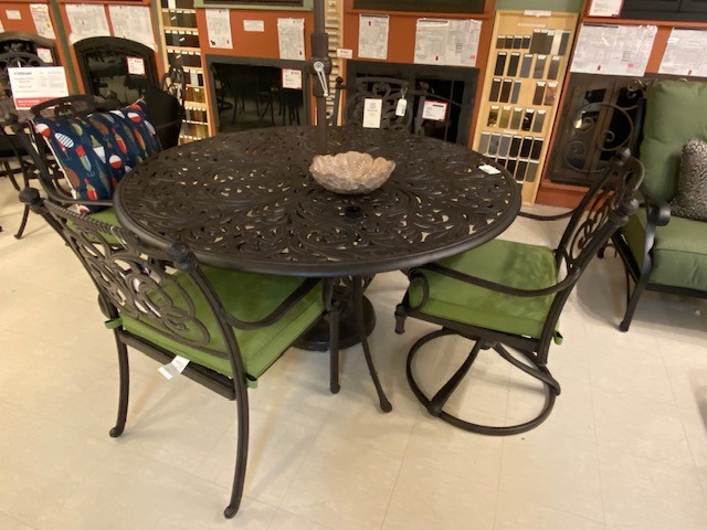 60′ st. augustine dining set product image