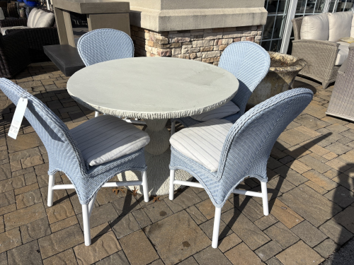 savoy/montello dining set