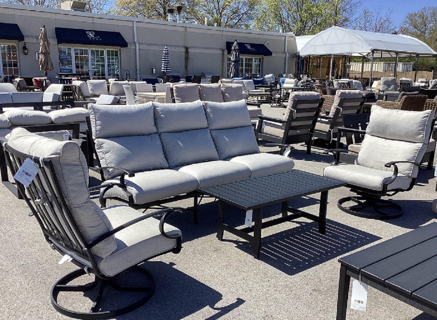 manor seating set