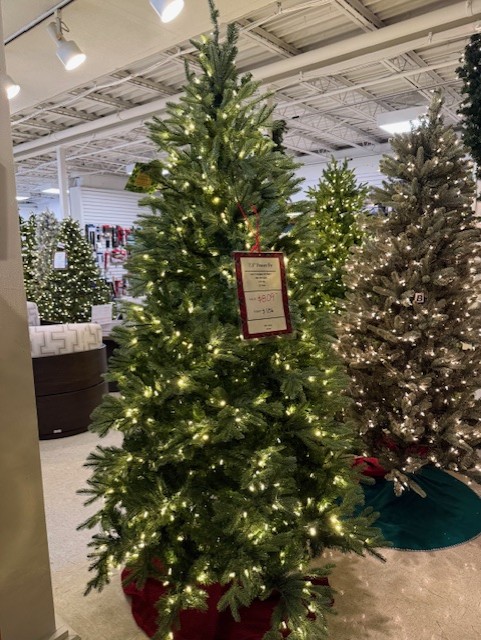 7.5′ frasier fir tree – clear/multi led lights