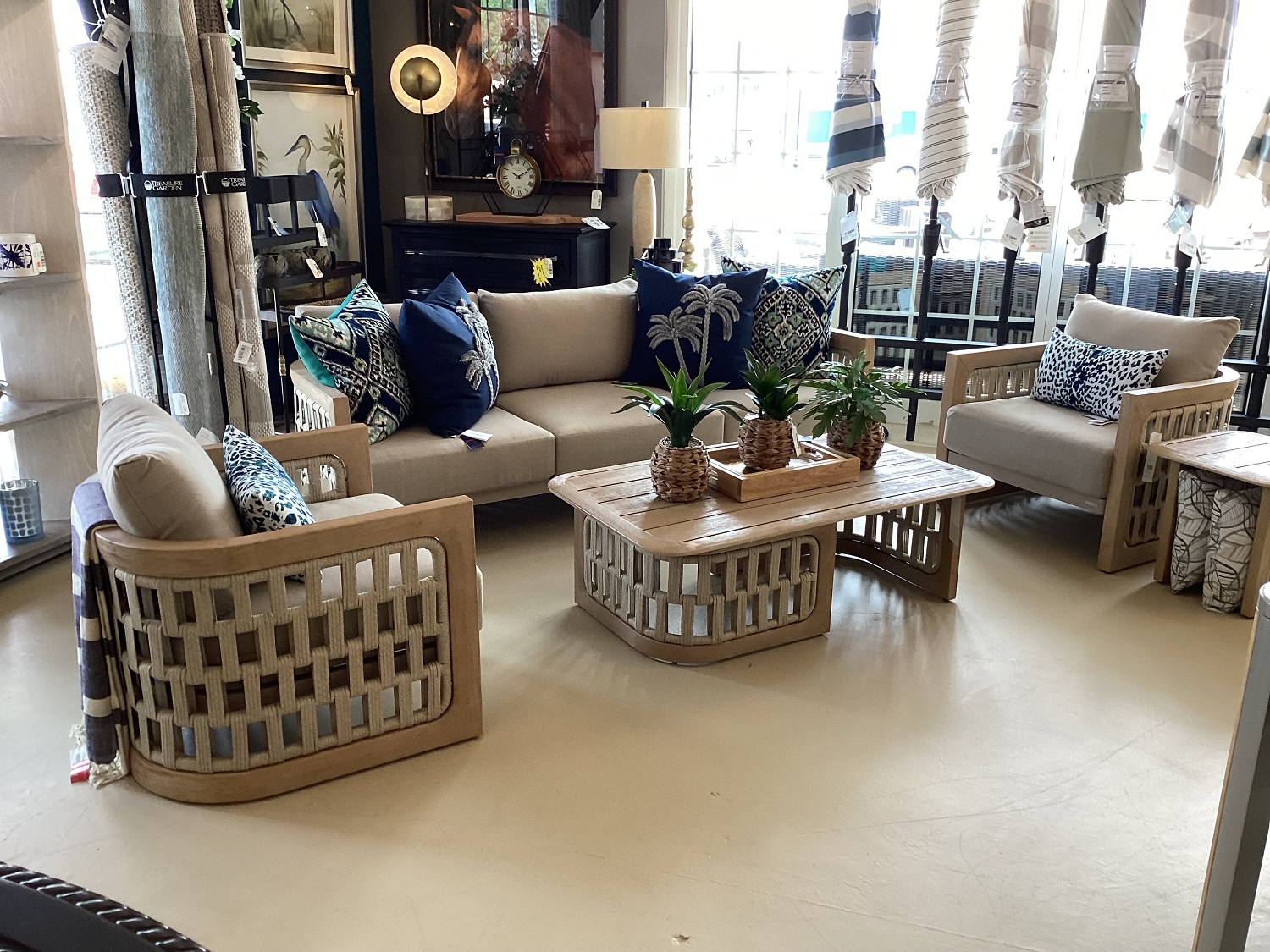 riva seating set
